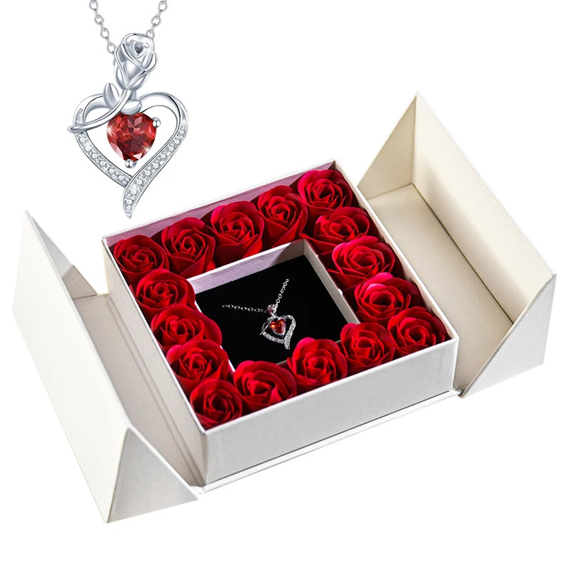 Box Pendentif accompagné de roses éternelles Ma boutique